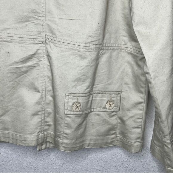 Kane & Unke Coat - Picture 5 of 8